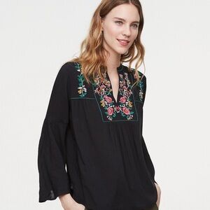Ann Taylor LOFT Vine Embroidered Bell Sleeve Top M
